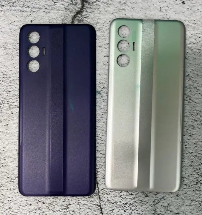 Mozomart Back Panel for Tecno Pova 3 : Silver Mozomart Mozomart Back Panel for Tecno Pova 3 : Silver Mozomart